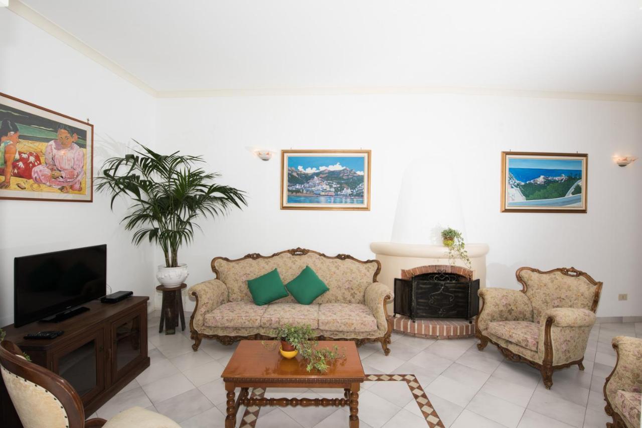 Villa Savina - Elegant Family Villa Overlooks Amalfi Coast - Positano Ngoại thất bức ảnh