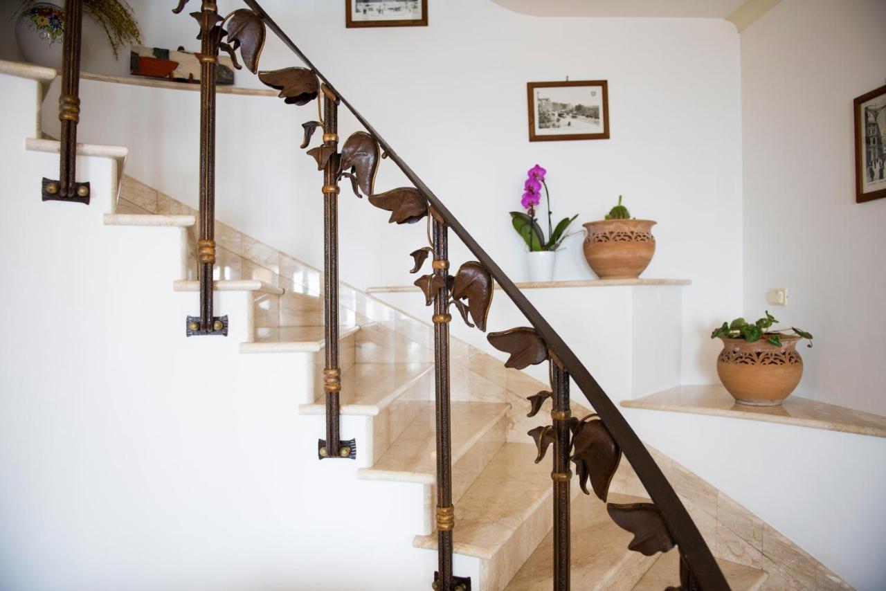 Villa Savina - Elegant Family Villa Overlooks Amalfi Coast - Positano Ngoại thất bức ảnh